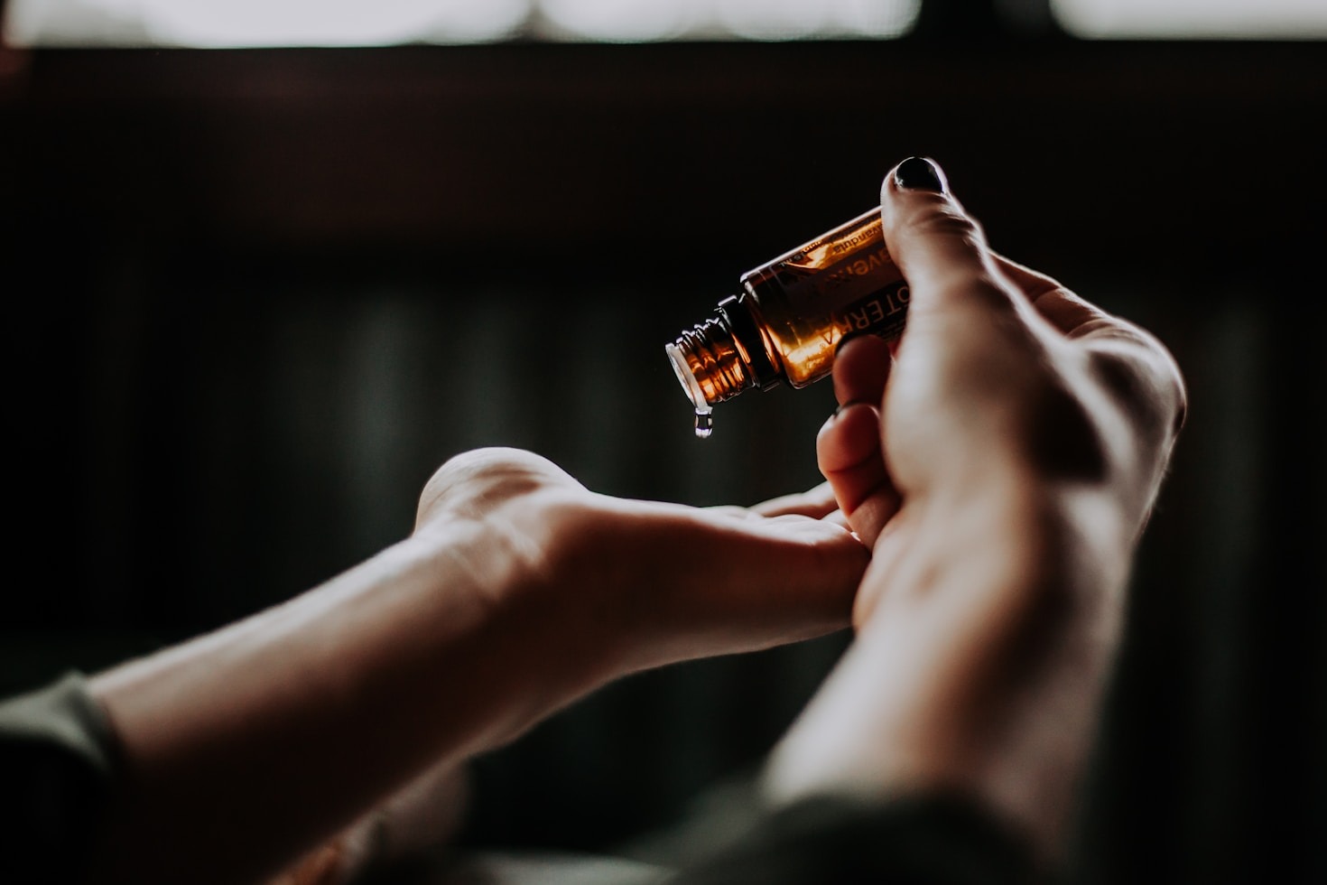 Top 5 Óleos Essenciais para Rejuvenescimento